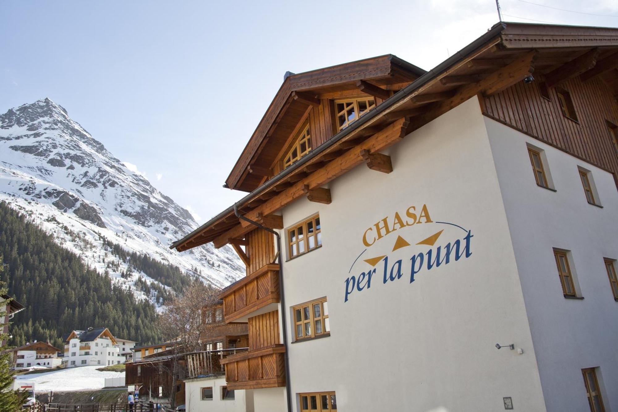 Chasa Per La Punt Lägenhet Galtür Exteriör bild